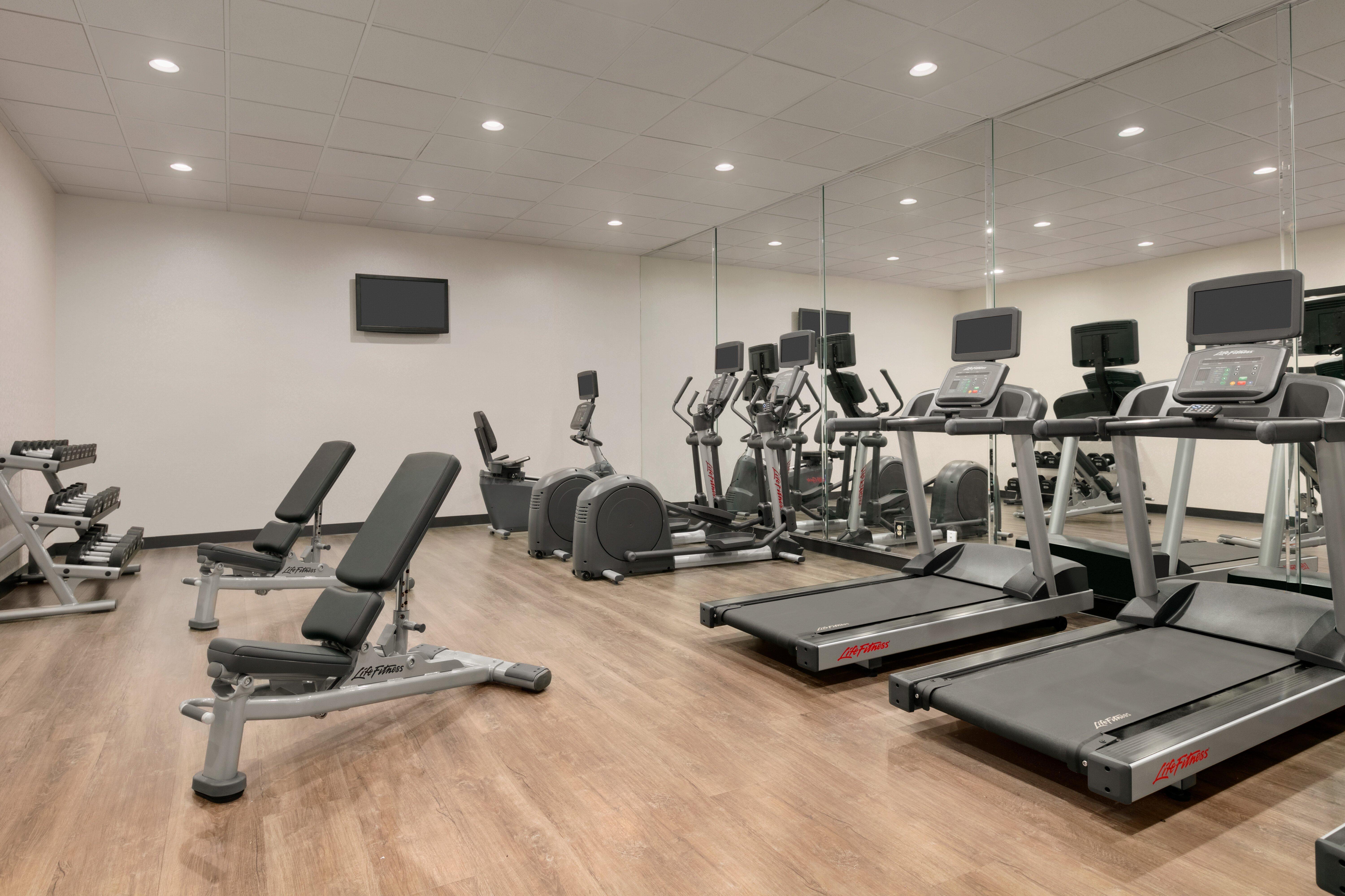 Holiday Inn Express Hotel & Suites Norfolk Airport By Ihg Eksteriør billede