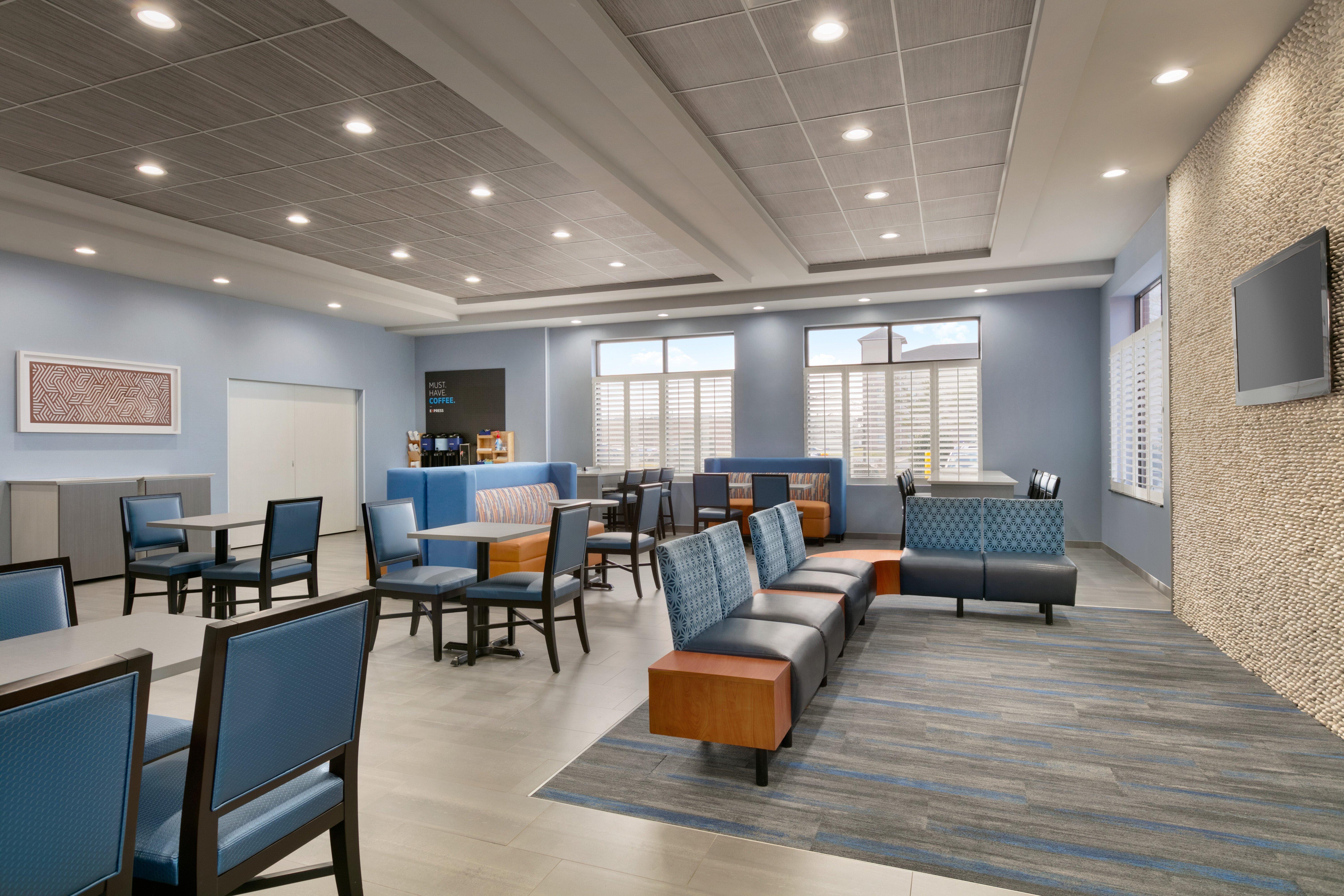 Holiday Inn Express Hotel & Suites Norfolk Airport By Ihg Eksteriør billede