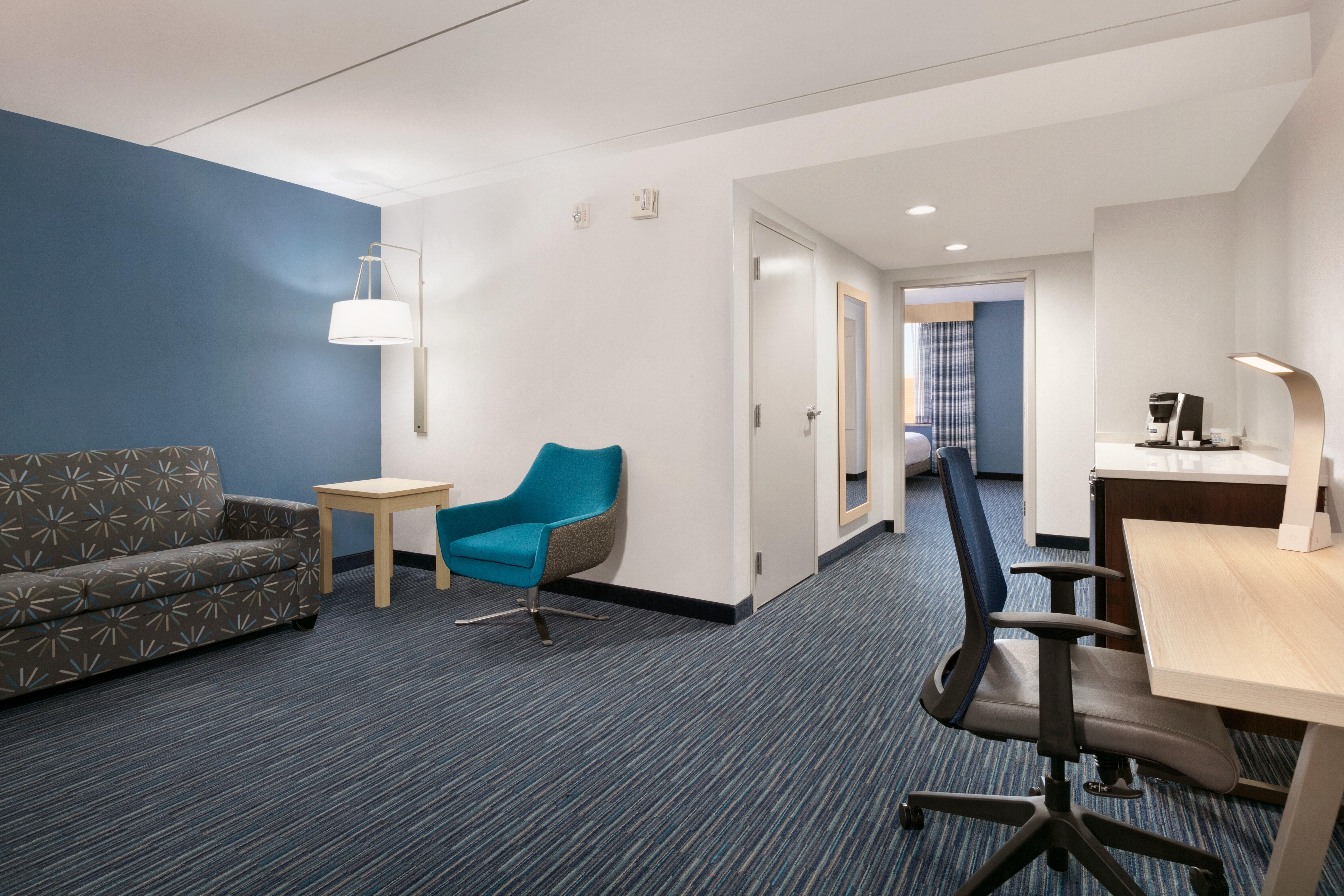 Holiday Inn Express Hotel & Suites Norfolk Airport By Ihg Eksteriør billede