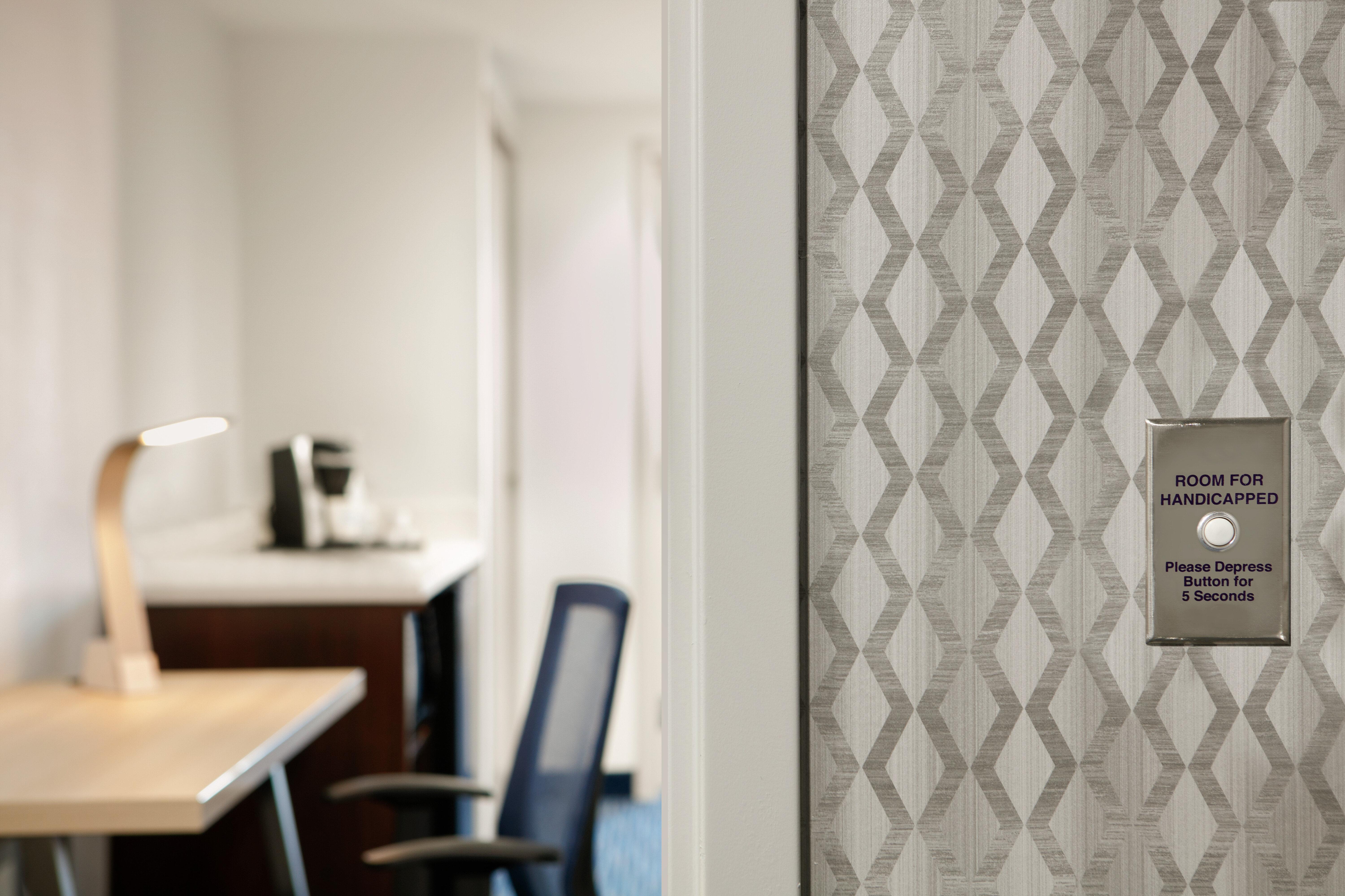 Holiday Inn Express Hotel & Suites Norfolk Airport By Ihg Eksteriør billede