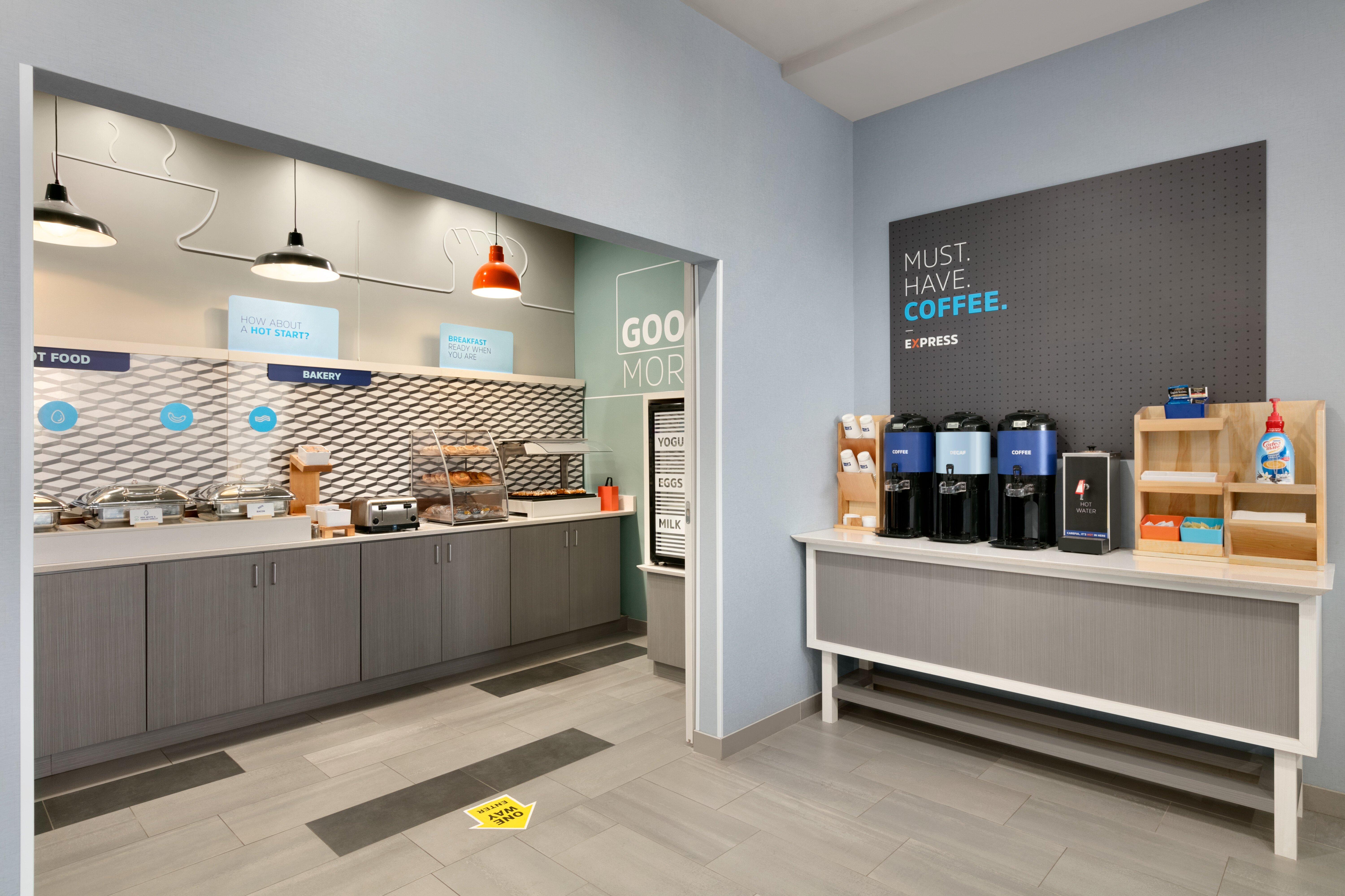 Holiday Inn Express Hotel & Suites Norfolk Airport By Ihg Eksteriør billede